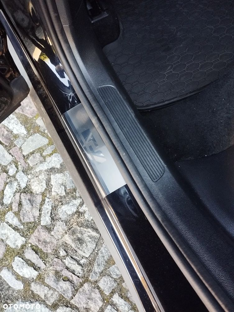 Volkswagen T-Roc - 20