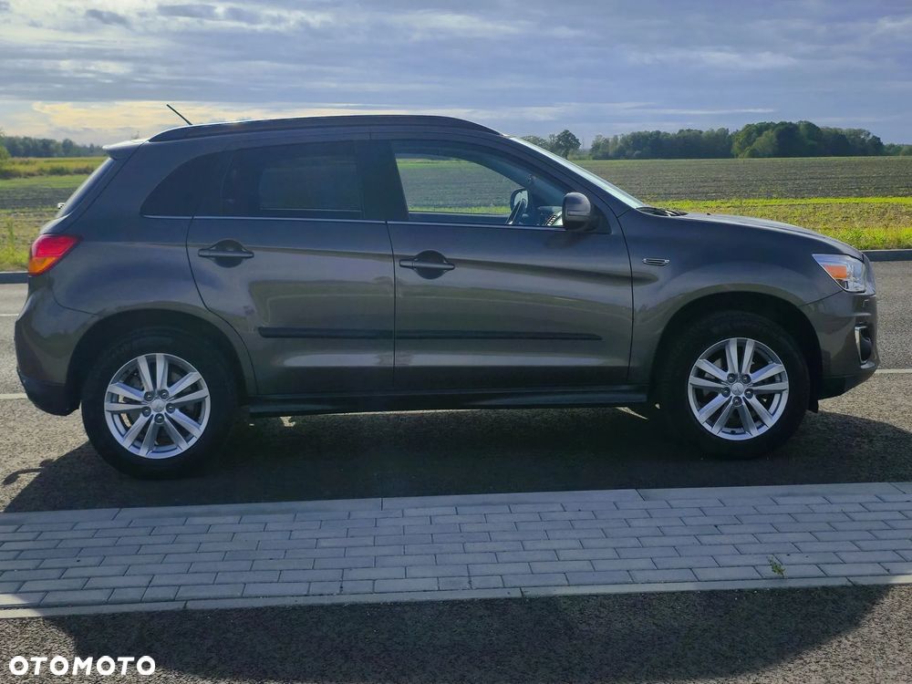 Mitsubishi ASX 1.6 Blue Sky Edition - 12