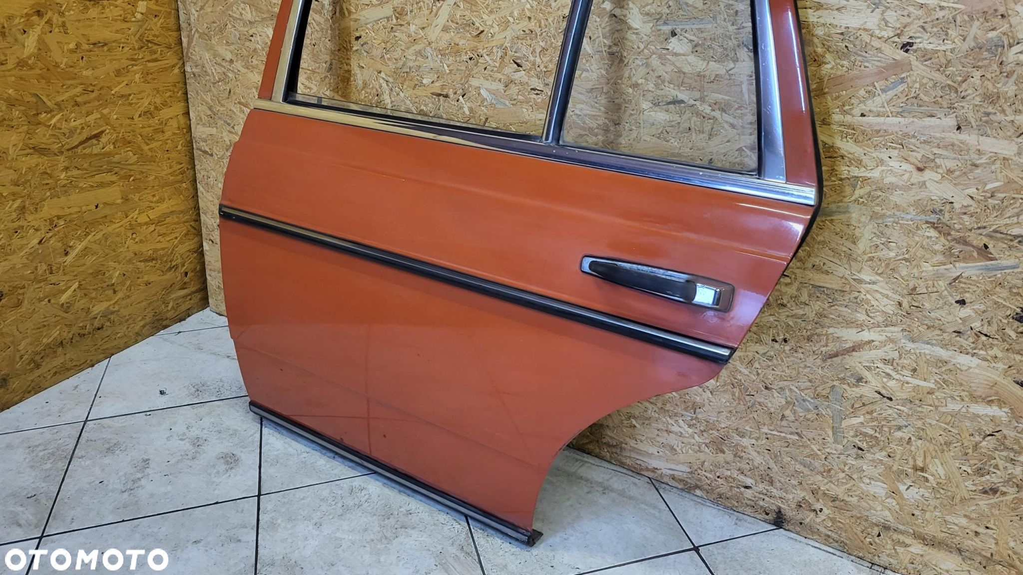 Drzwi Lewy Tył Mercedes W123 Kombi Bez Rdzy - 2
