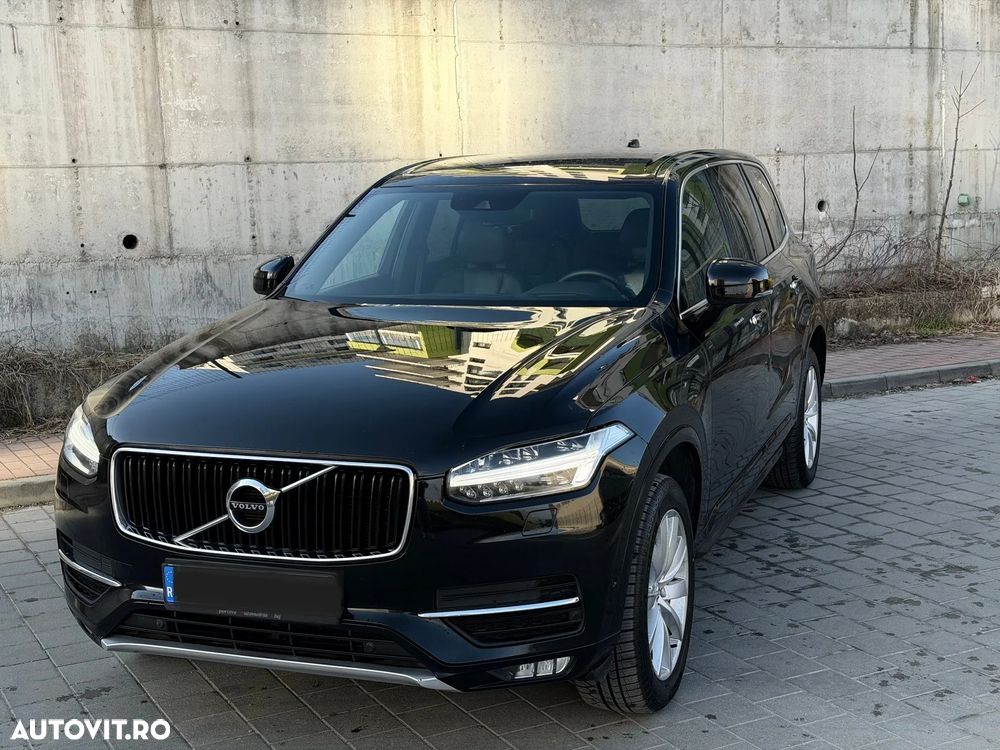Volvo XC 90 D5 AWD Momentum - 1