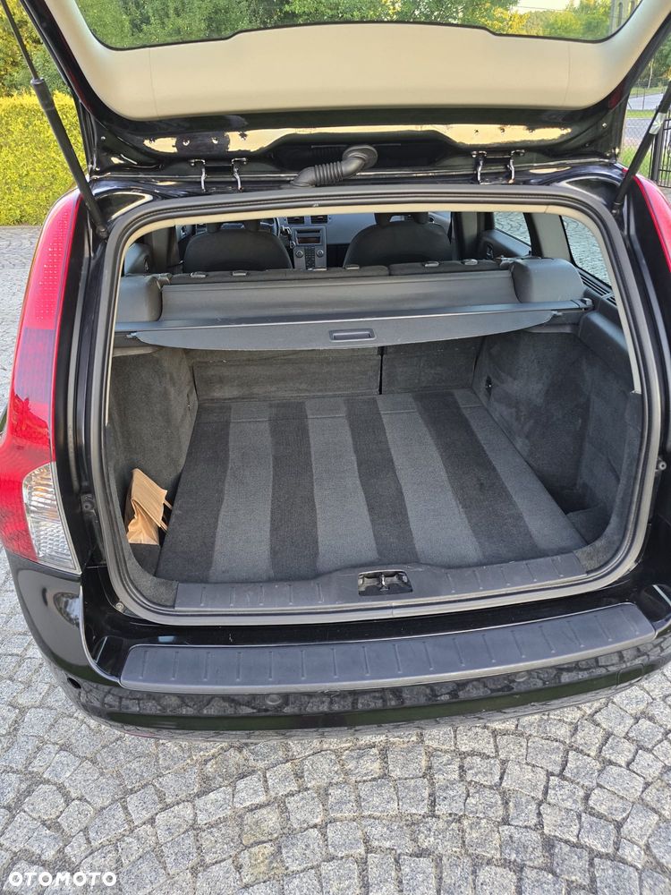 Volvo V50 - 6