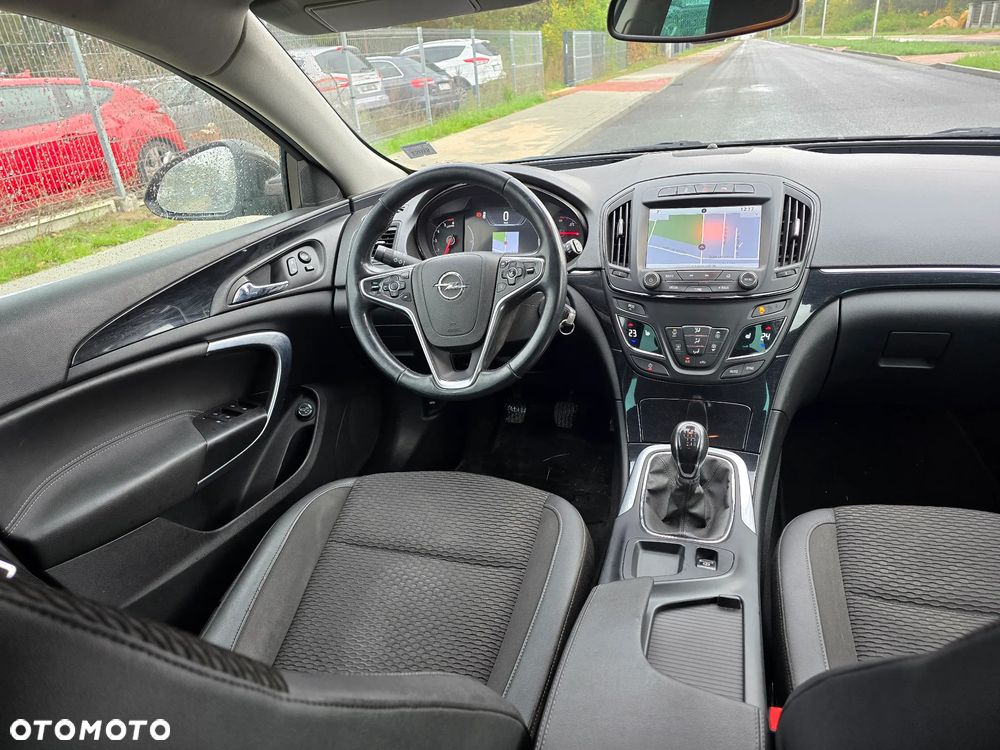 Opel Insignia 2.0 CDTI Cosmo S&S - 26