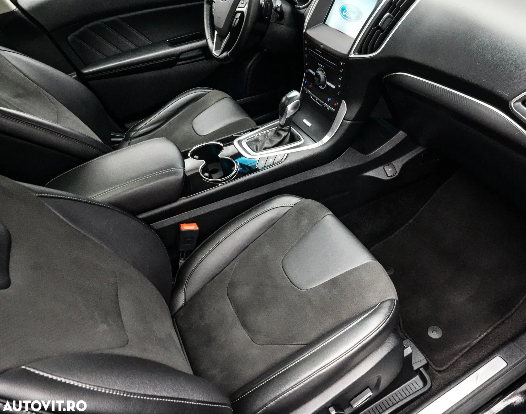 Ford Edge 2.0 TDCi Powershift Sport - 11
