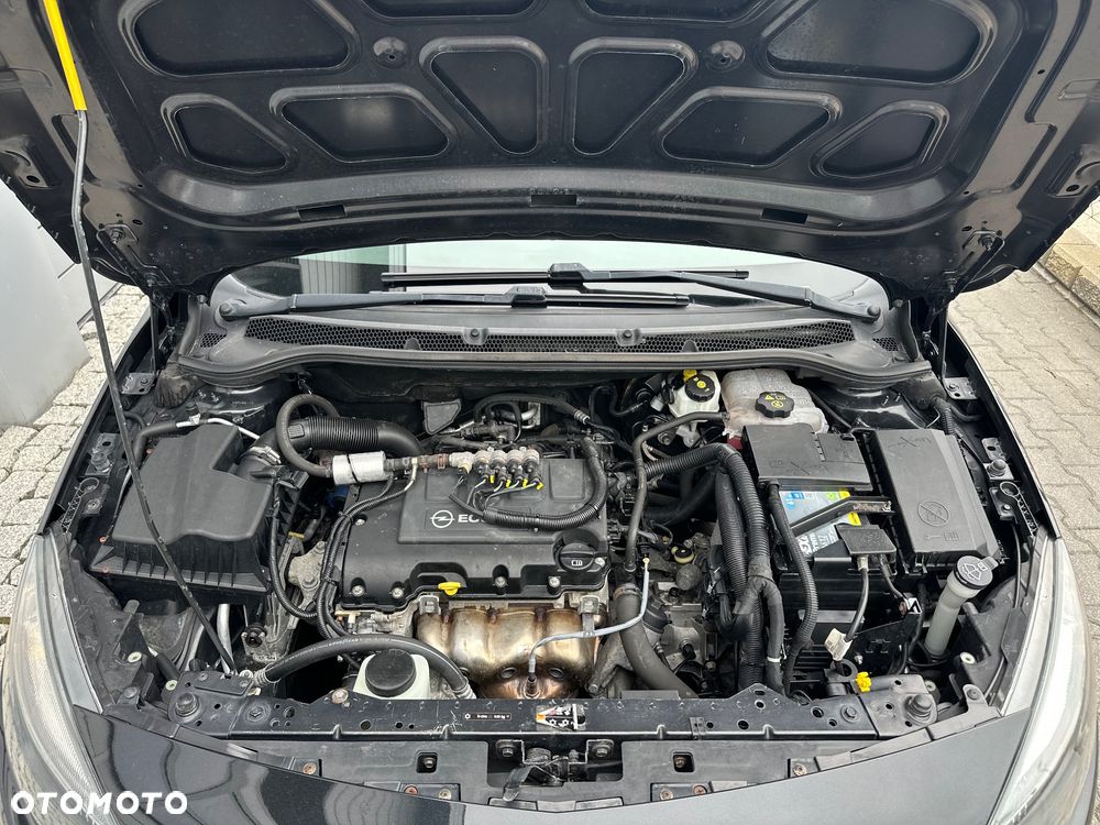 Opel Astra 1.4 ecoFLEX Start/Stop Active - 29