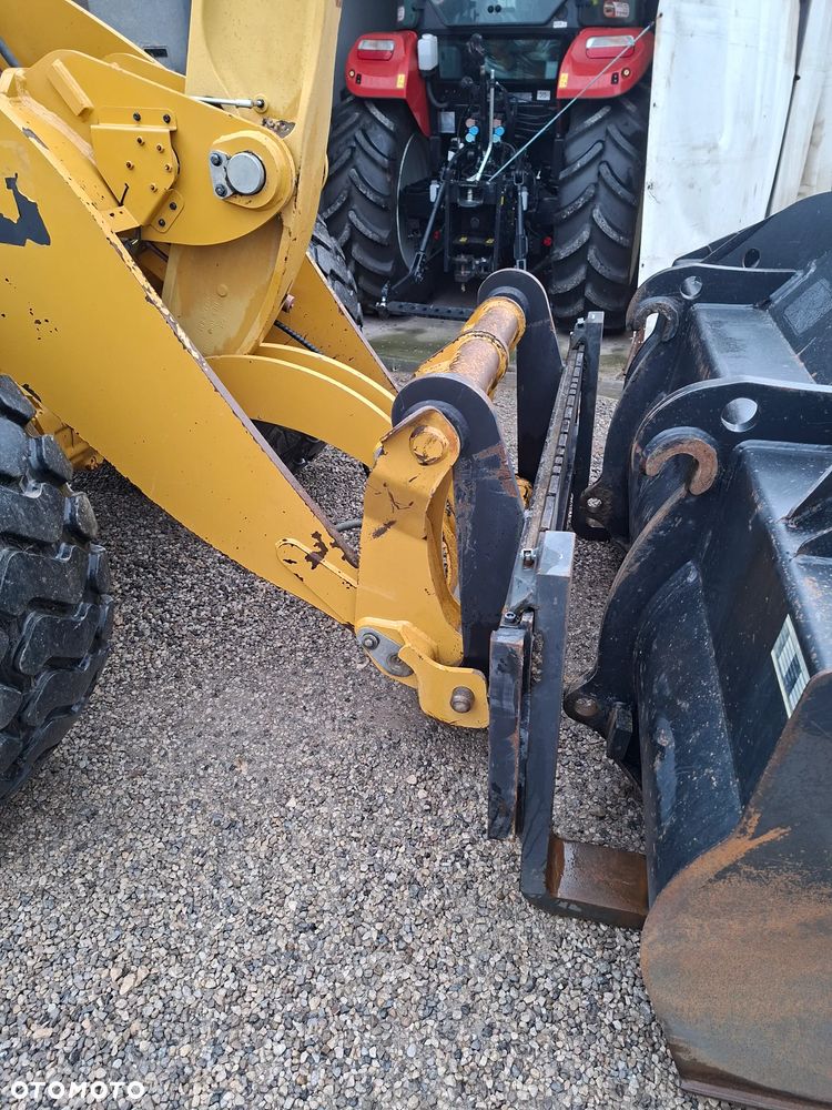 Caterpillar CAT 918 M - 30