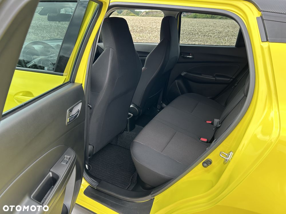 Suzuki Swift - 12