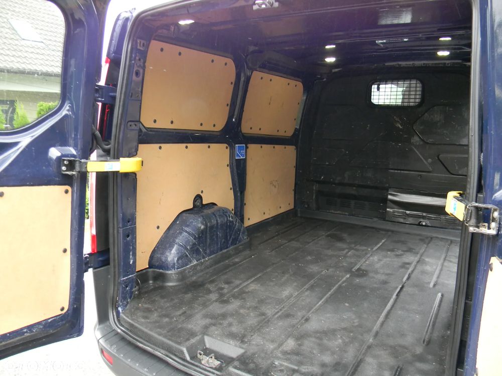 Ford Transit Custom - 12