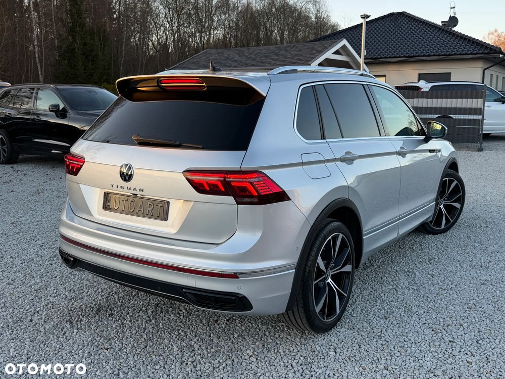 Volkswagen Tiguan - 16