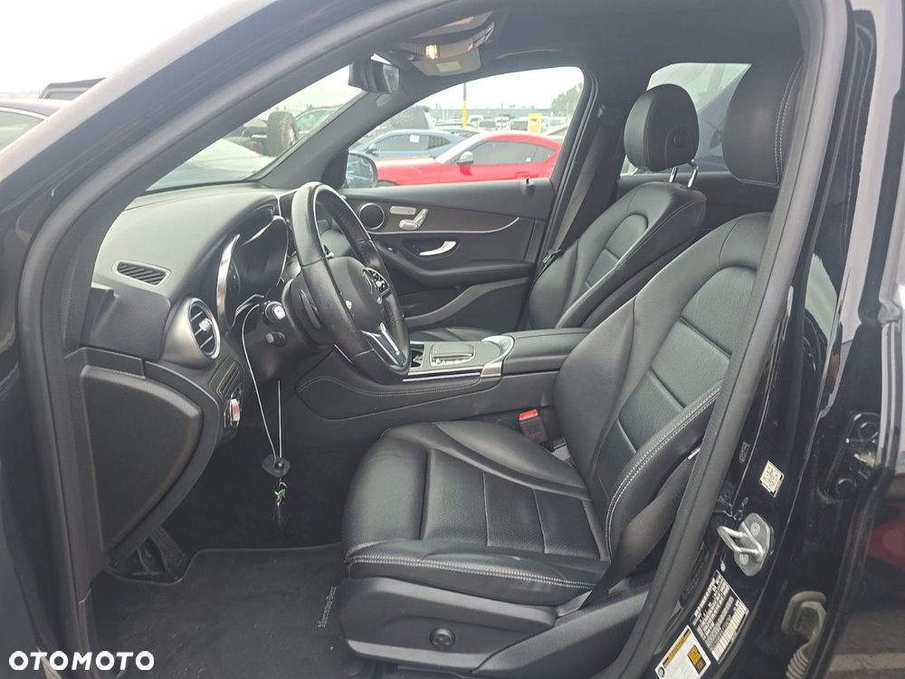 Mercedes-Benz GLC 300 4-Matic - 7