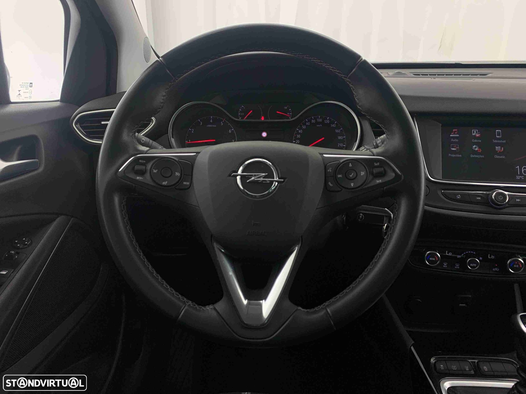 Opel Crossland 1.2 T Design & Tech - 12