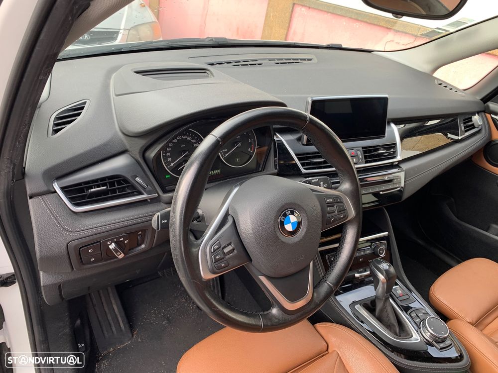 BMW 218 Active Tourer d Line Sport Auto - 4