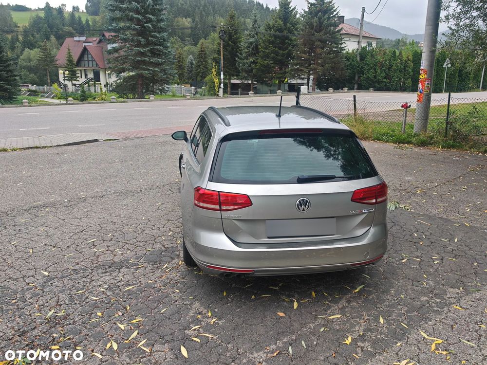 Volkswagen Passat 2.0 TDI SCR (BlueMotion Technology) DSG Comfortline - 3