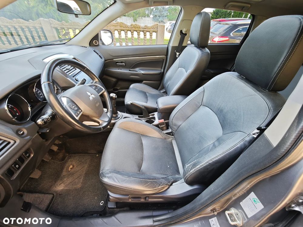 Mitsubishi ASX 1.6 2WD Diamant Edition+ - 31
