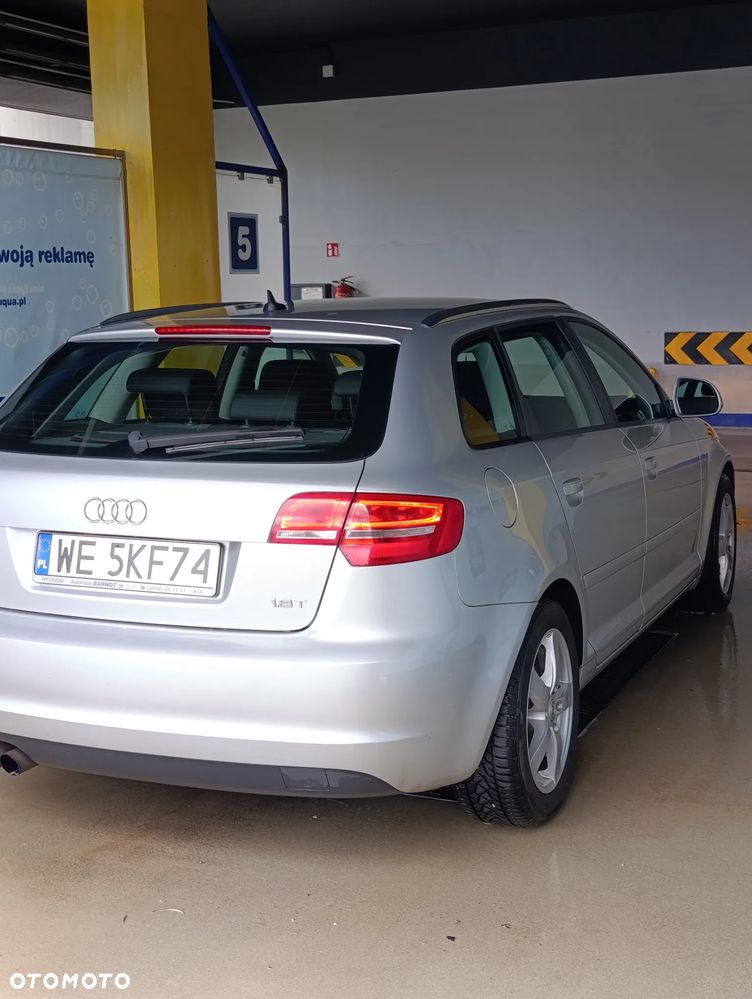 Audi A3 Sportback 1.8 TFSI Ambiente - 7