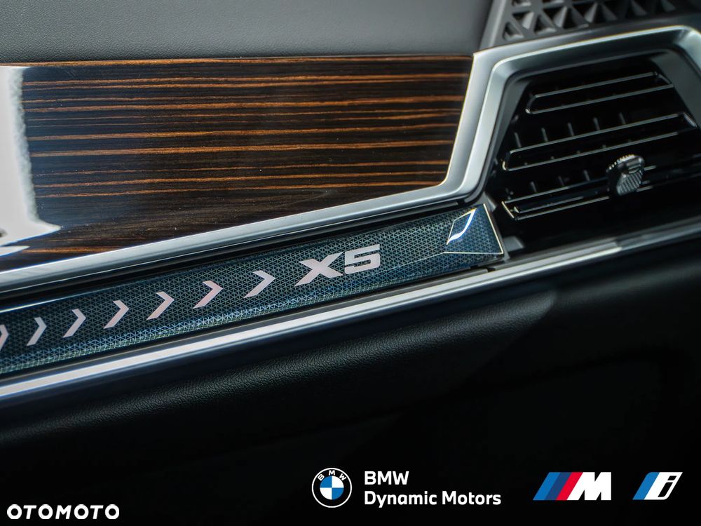 BMW X5 xDrive40i - 32