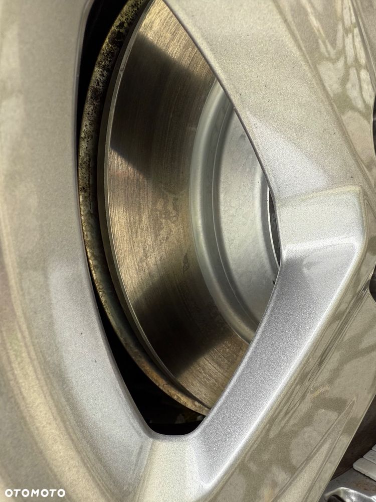 Ford Focus Turnier 1.5 EcoBlue Start-Stopp-System TITANIUM - 35