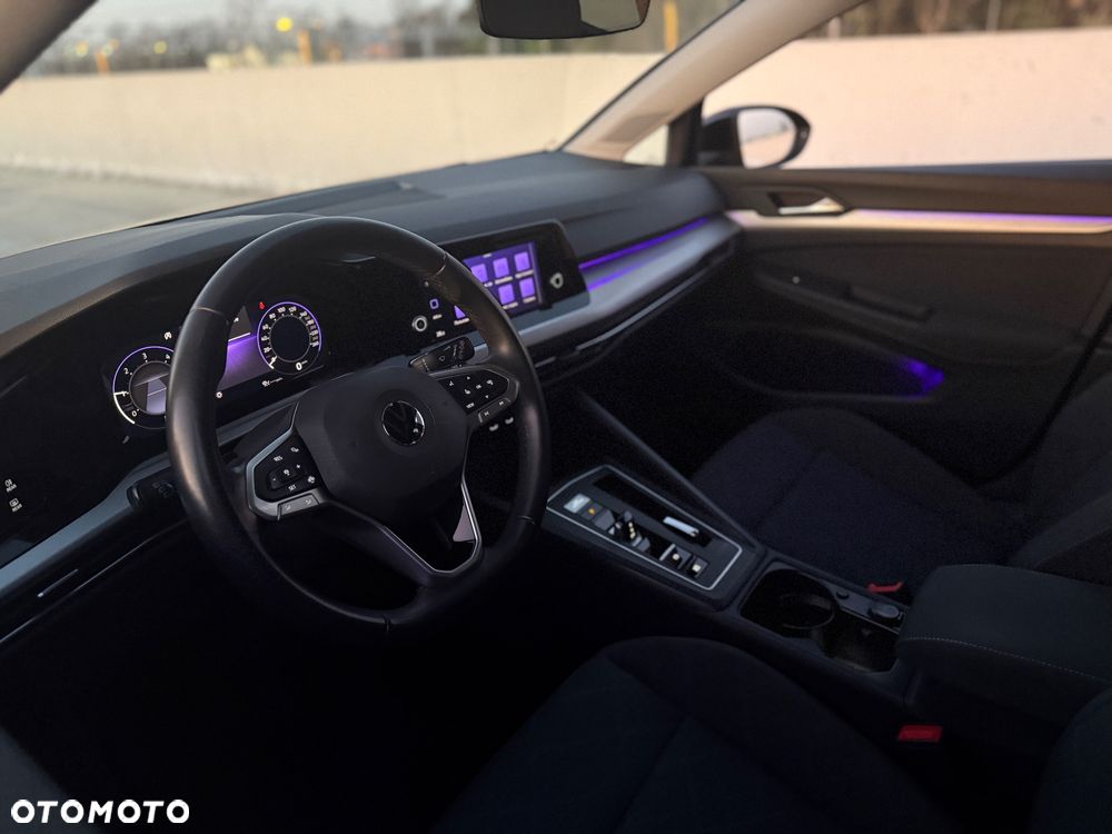 Volkswagen Golf - 18