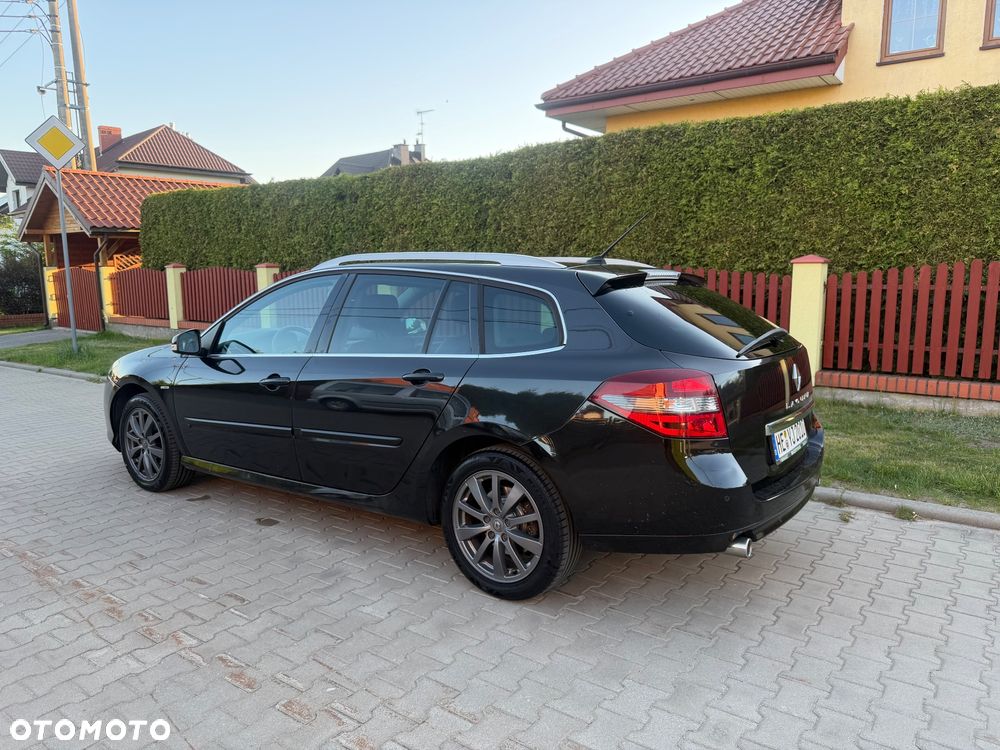 Renault Laguna dCi 150 FAP Start-Stop Bose Edition - 4
