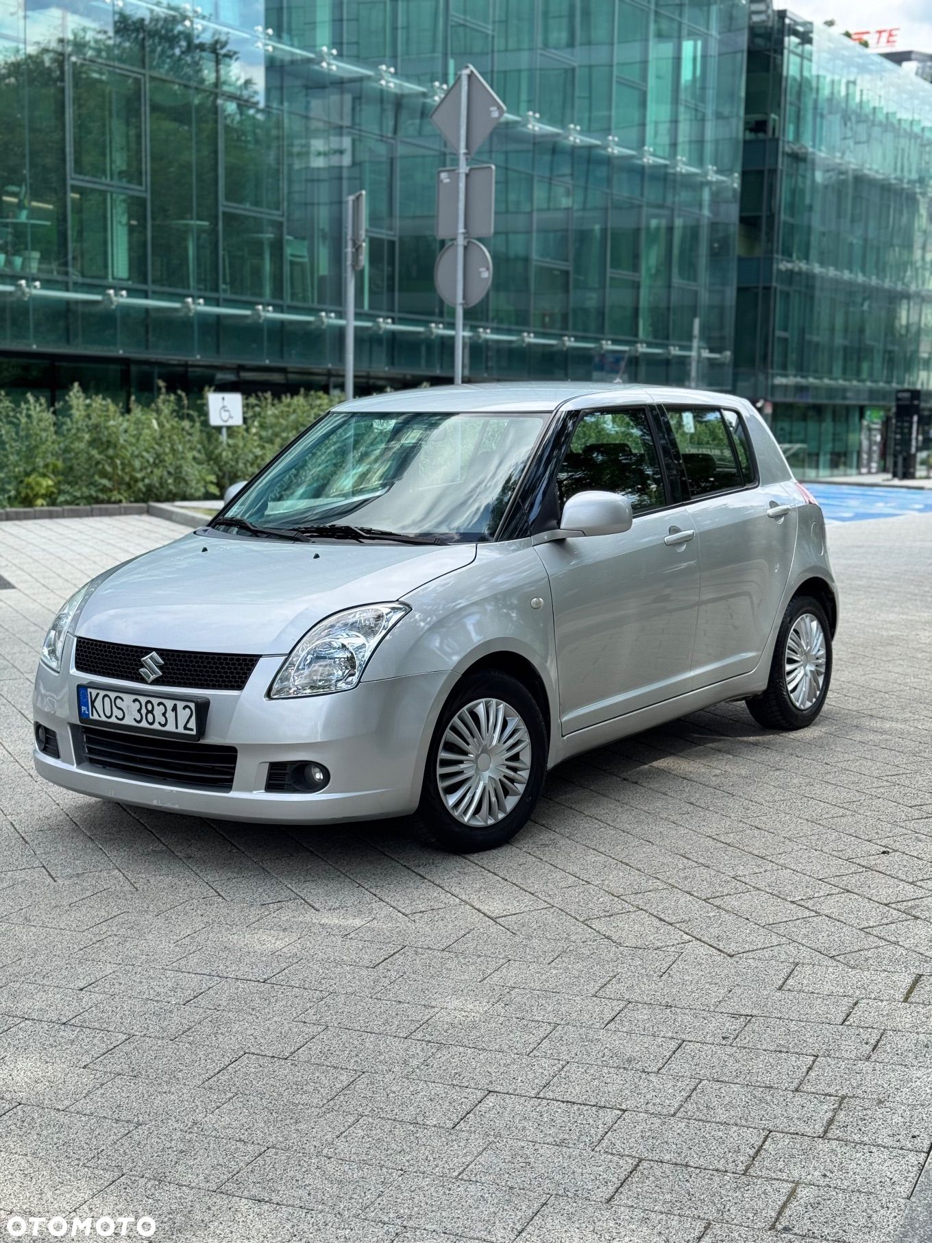 Suzuki Swift 1.3 4x4 Comfort - 1