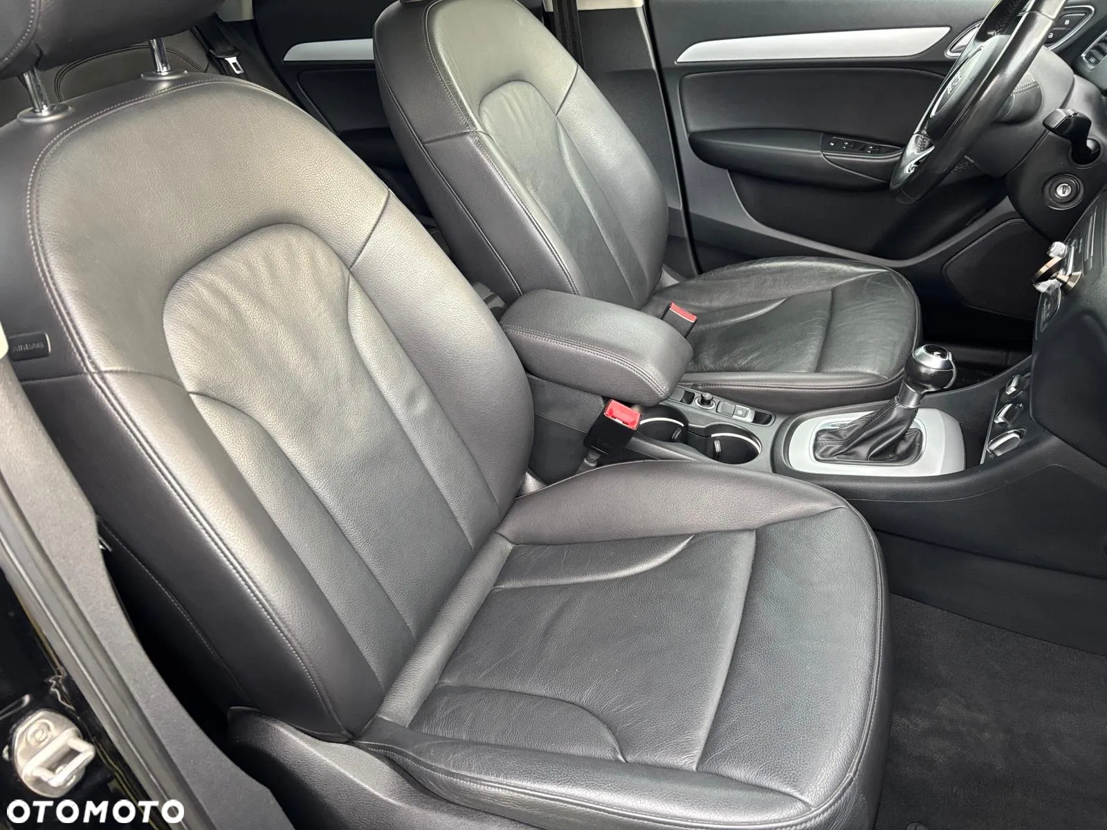 Audi Q3 2.0 TFSI quattro S tronic - 19