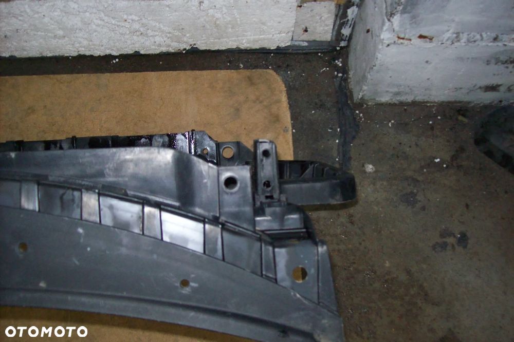 pas przedni czołówka audi a6 c6 - 7