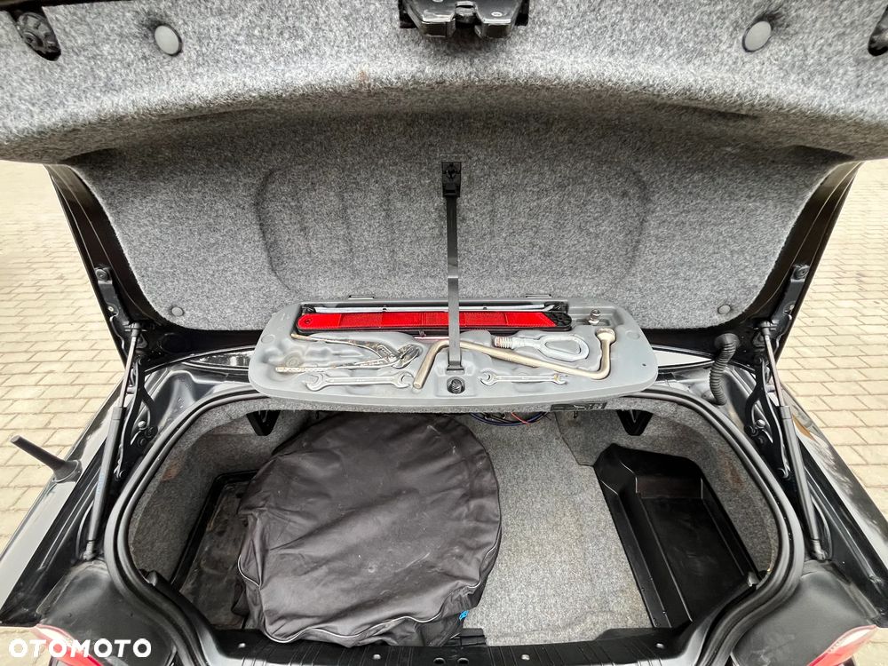 BMW Seria 3 318 Ci - 16