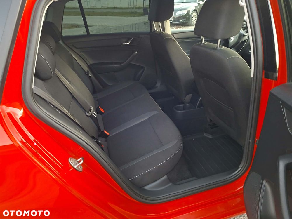 Skoda RAPID Spb 1.4 TSI Ambition DSG - 9
