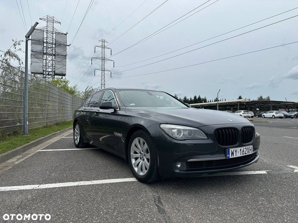 BMW Seria 7 740d xDrive - 26