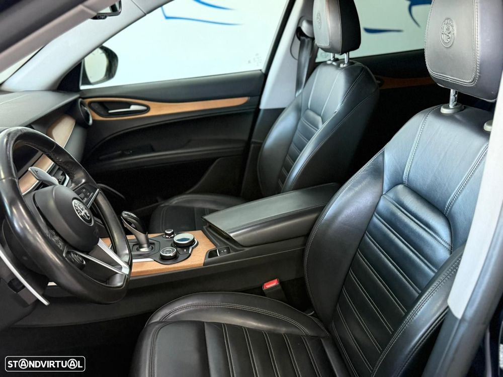 Alfa Romeo Stelvio 2.2 D Super AT8 - 4