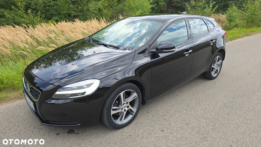 Volvo V40 D2 Drive-E Momentum - 11