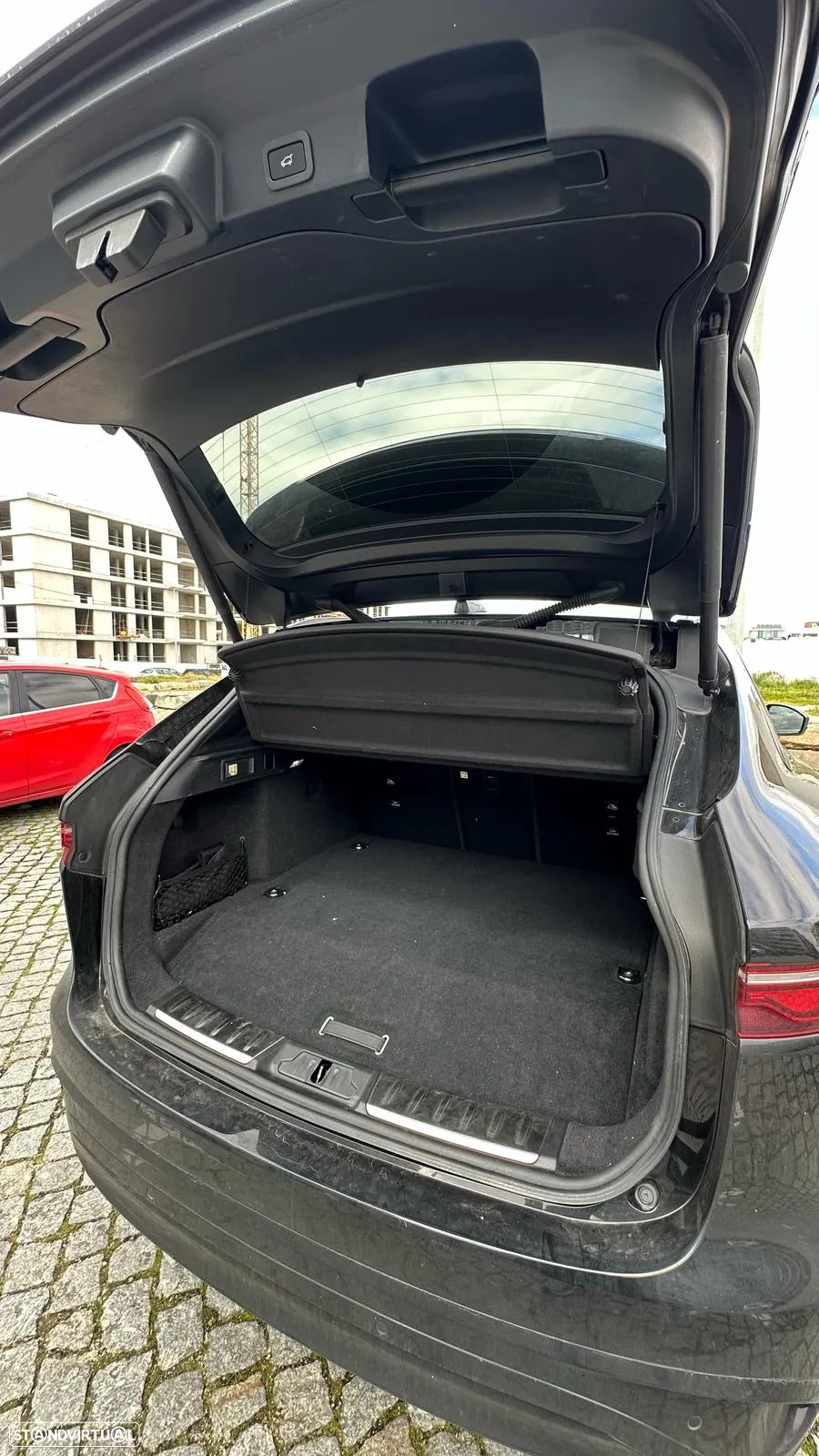 Jaguar F-Pace 2.0 P400e AWD - 15