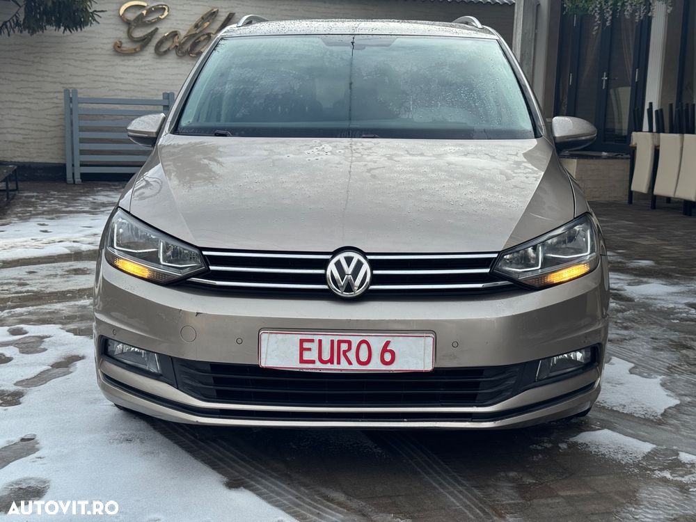 Volkswagen Touran 1.6 TDI SCR (BlueMotion Technology) DSG Comfortline - 2