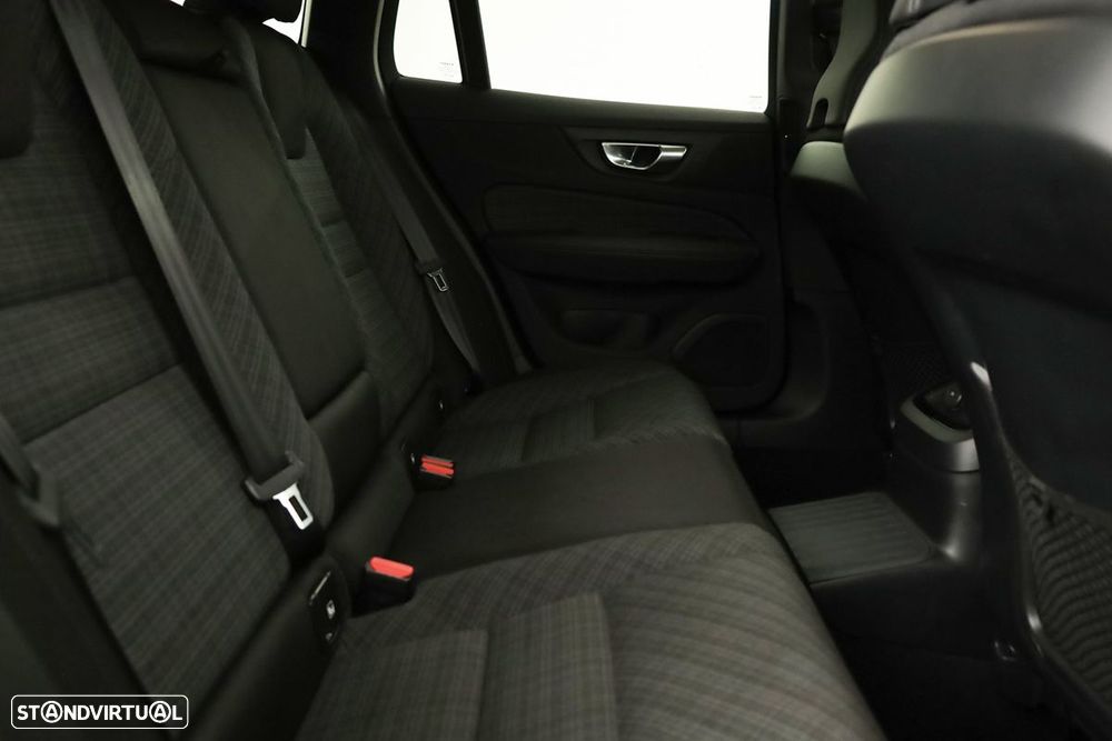 Volvo V60 2.0 T6 AWD TE Plus Bright - 20