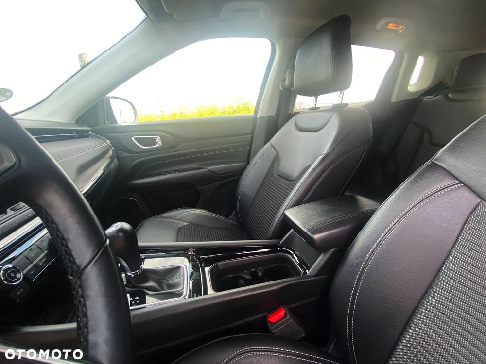 Jeep Compass - 12