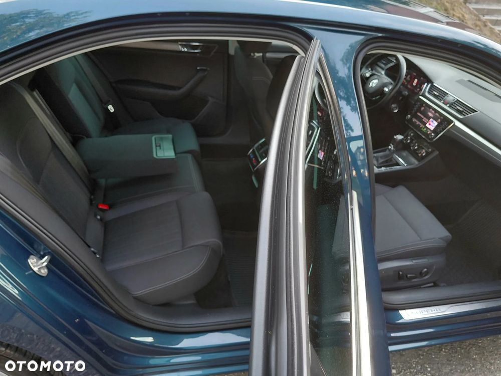 Skoda Superb 2.0 TDI SCR 4x4 Style DSG - 23