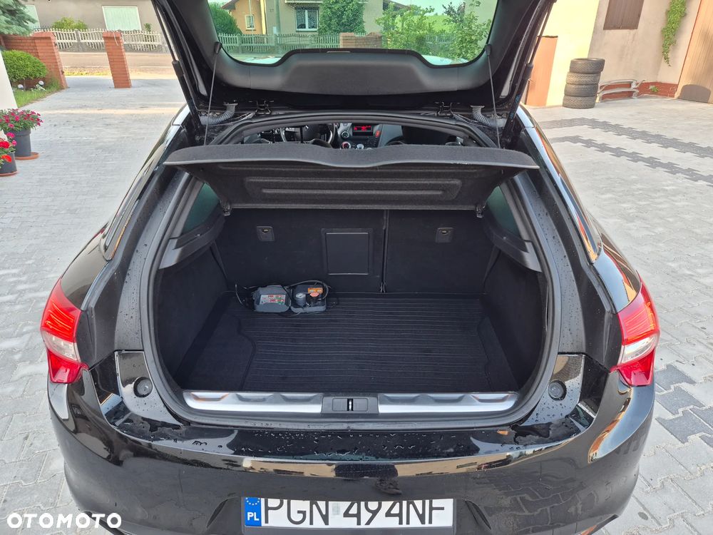 Citroën DS5 HDi 165 Chic - 13