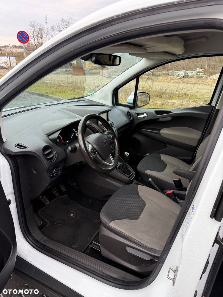 Ford Tourneo Connect 1.5 TDCi Trend - 9