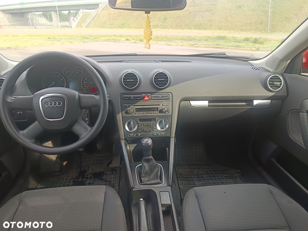Audi A3 Sportback - 3
