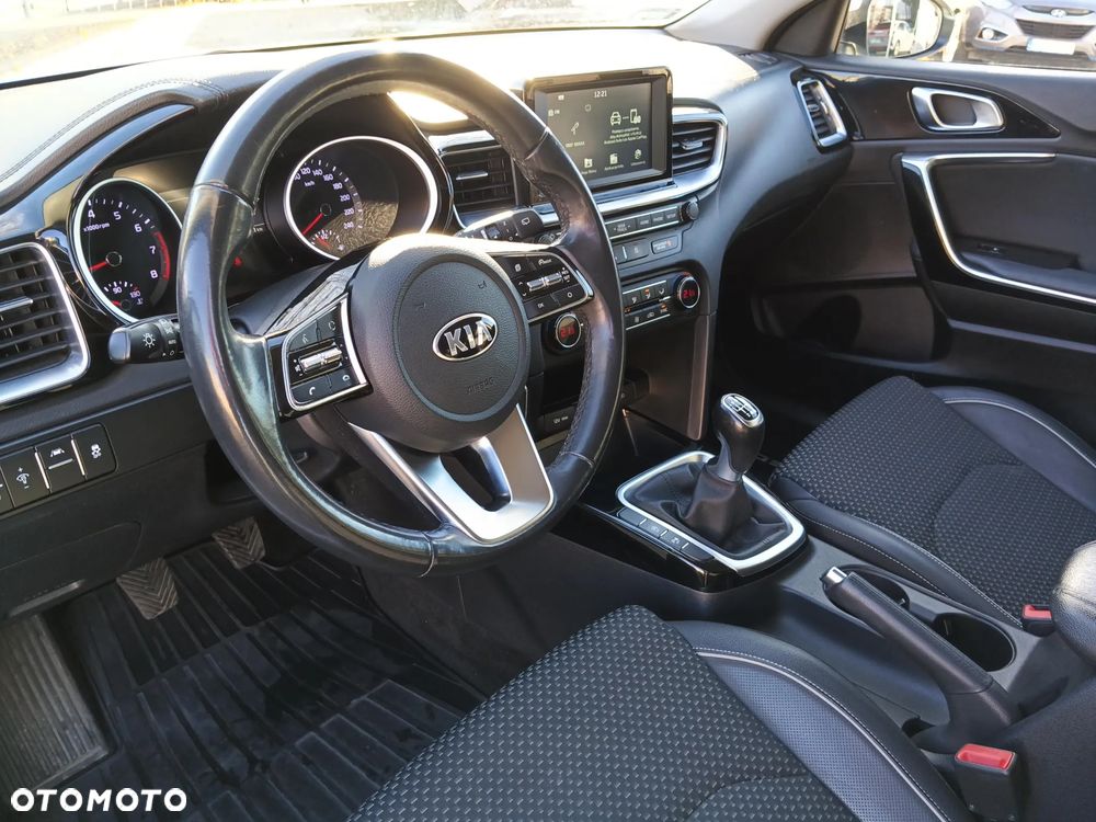 Kia Ceed 1.4 T-GDI L - 11