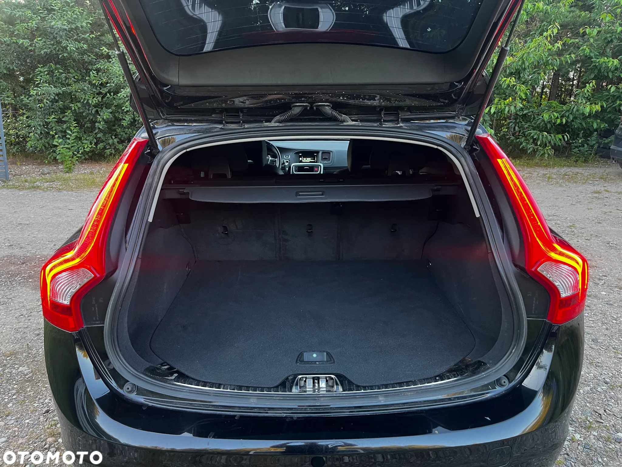 Volvo V60 D3 Drive-E Dynamic Edition (Momentum) - 12