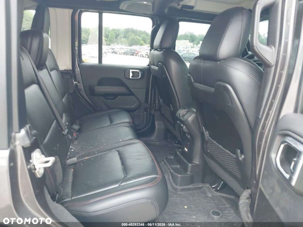 Jeep Wrangler - 15