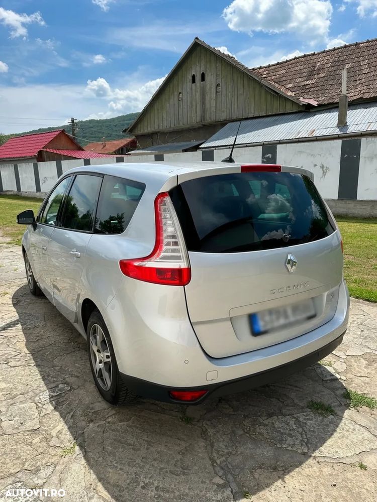 Renault Grand Scenic 1.9dCi Privilege - 5