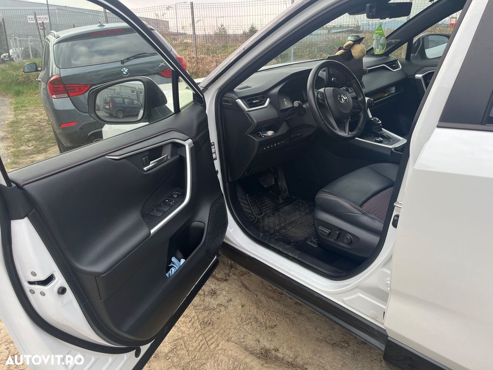 Toyota RAV4 Style - 7