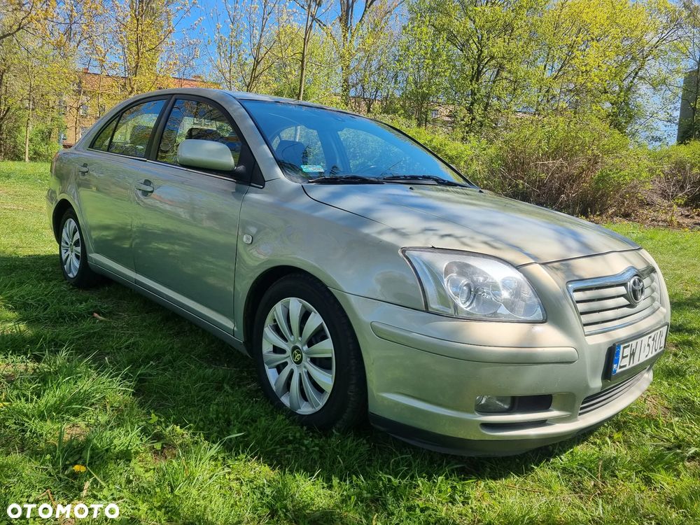 Toyota Avensis 1.8 VVT-i Automatik Executive - 1