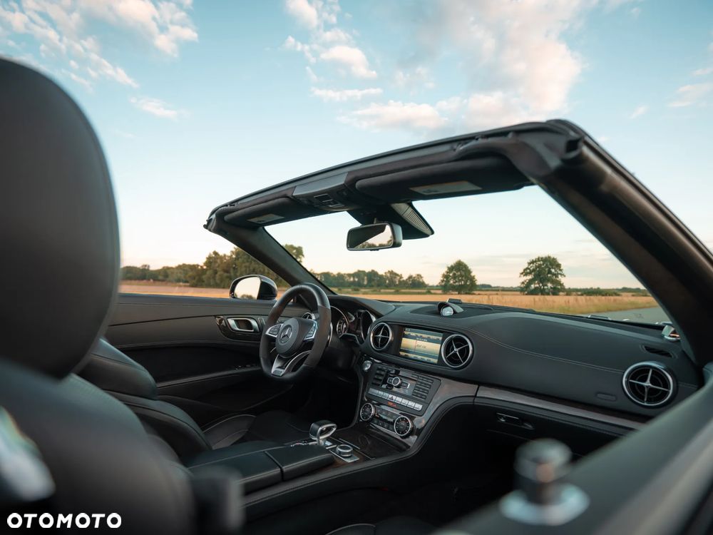 Mercedes-Benz SL 63 AMG - 6