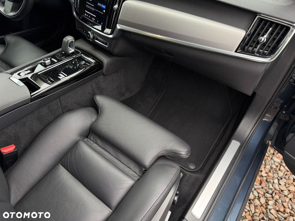 Volvo V90 T6 Recharge AWD Geartronic Inscription - 24
