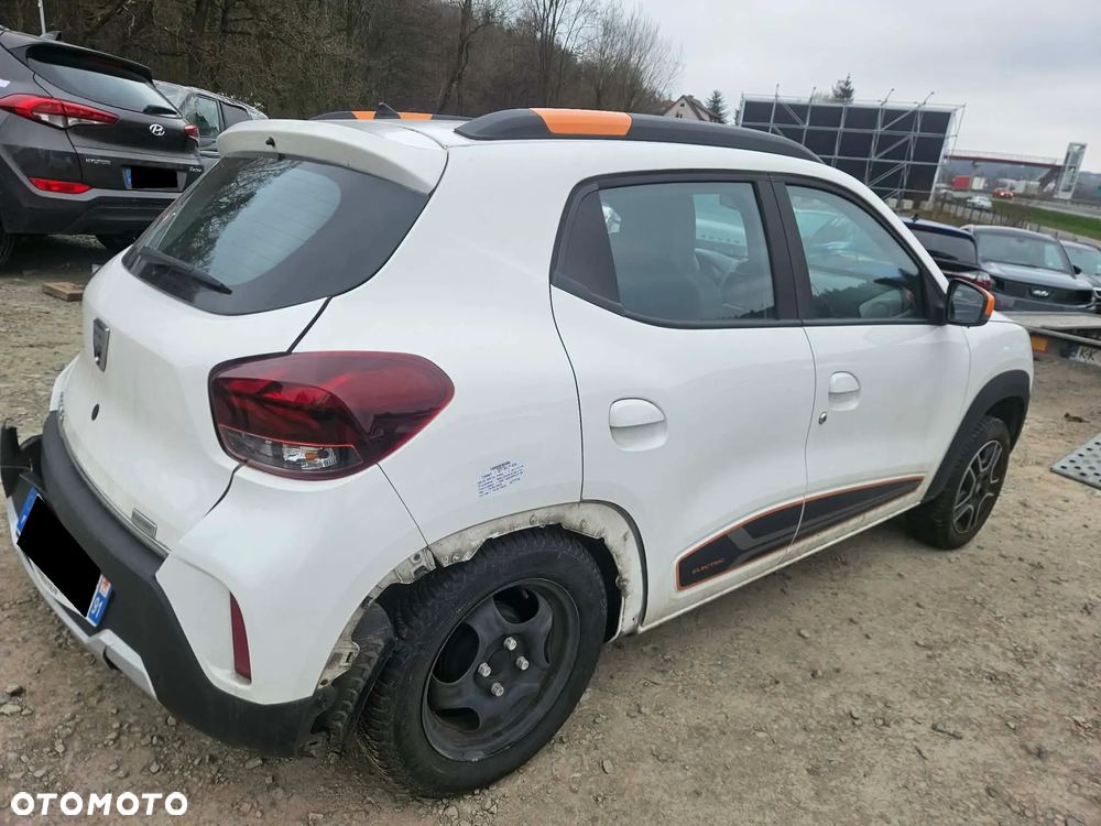 Dacia Spring ESSENTIAL - 11