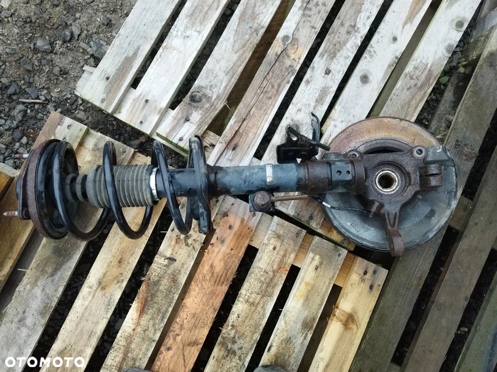 MCPERSON AMORTYZATOR ZWROTNICA PRZÓD LEWY KOMPLET OUTLANDER II C-CROSSER 4007 2.2 HDI - 2