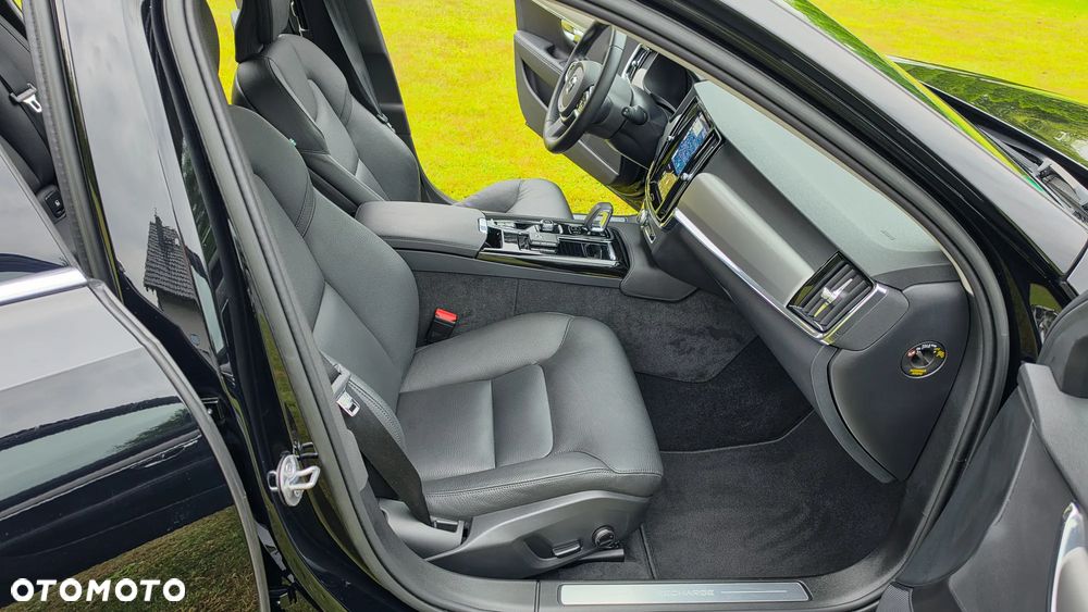 Volvo V90 T6 Recharge AWD Core - 17