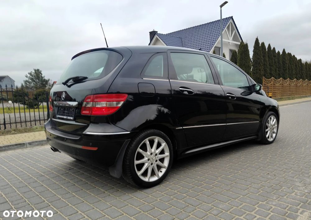 Mercedes-Benz Klasa B 150 Autotronic Grand Edition - 8